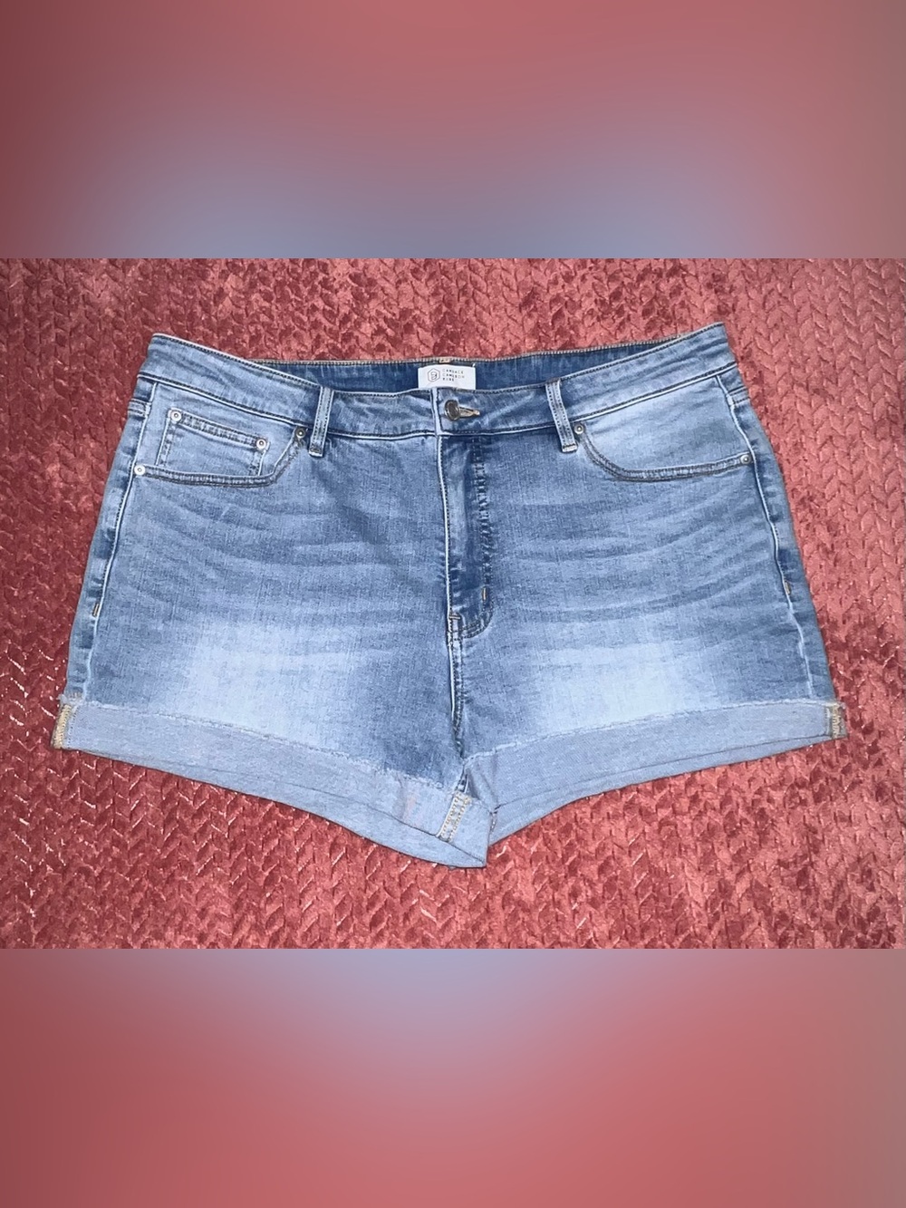 Candace Cameron Bure Light Wash Cuffed Denim Shorts